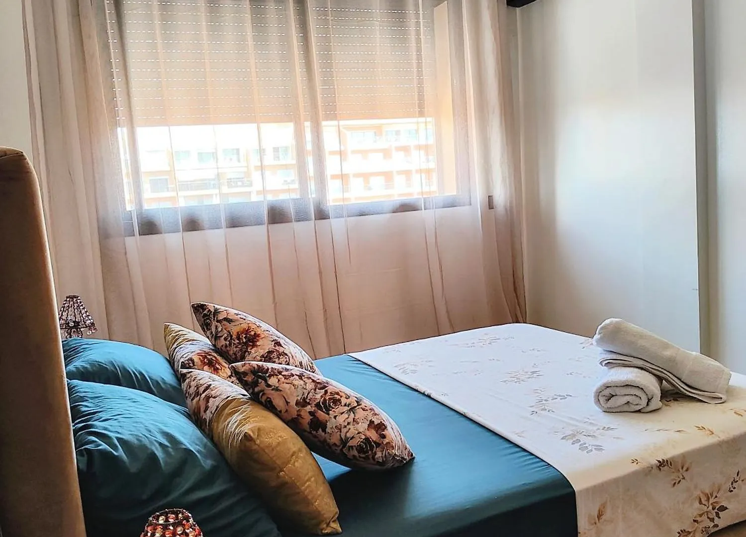 Chic Appartement A Gueliz Avec 2 Chambres & Piscine Marrakesh 0*,  Morocco