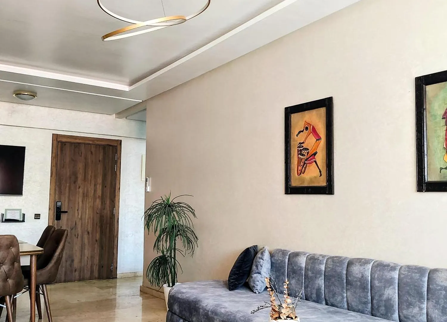 Chic Appartement A Gueliz Avec 2 Chambres & Piscine Марракеш Марокко
